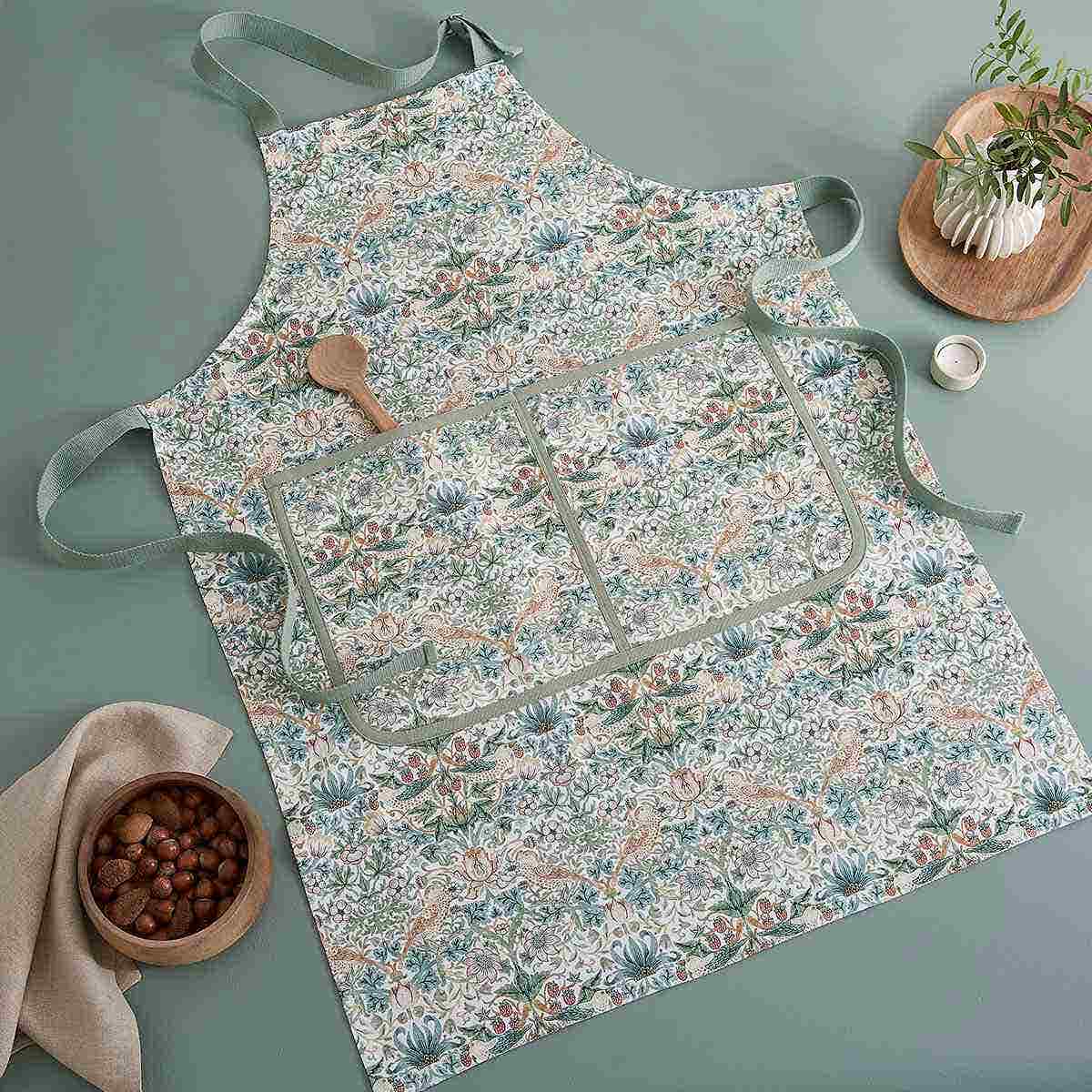 Morris &amp; Co. Strawberry Thief Apron